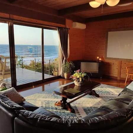The Gold Beach House Kotoura Exterior photo